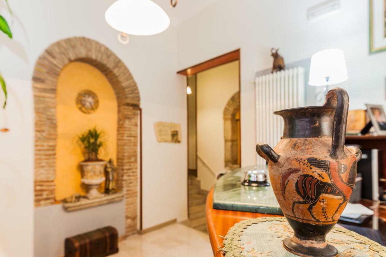 Albergo Della Corte Benevento Dış mekan fotoğraf