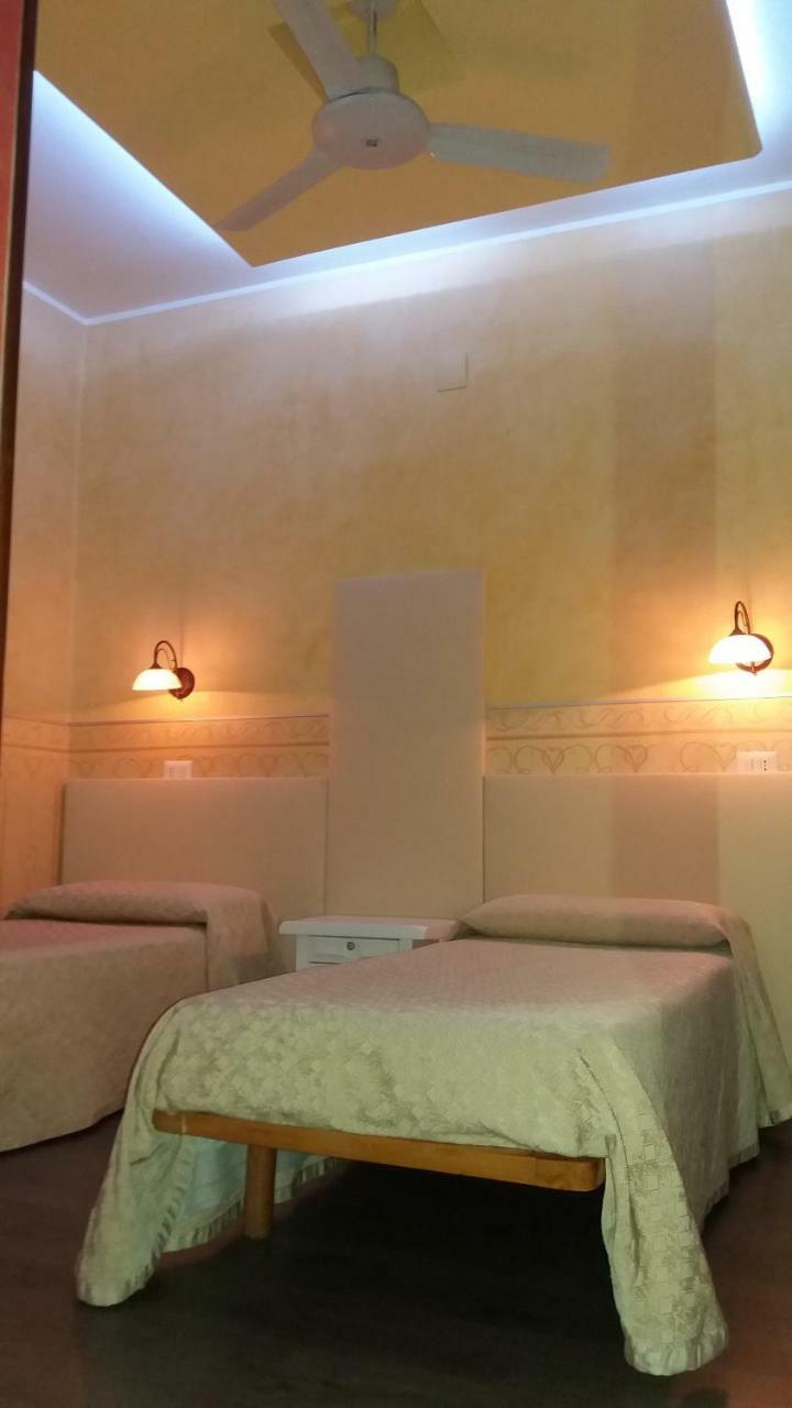Albergo Della Corte Benevento Dış mekan fotoğraf